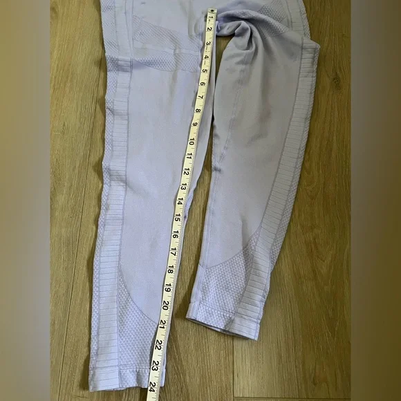 FRESOUGHT ENGINERY Purple Seamless Workout Set NWOT - Picture 6 of 12